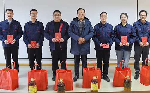 新春傳關(guān)懷 慰問暖人心——安徽天康集團(tuán)開展春節(jié)前慰問活動